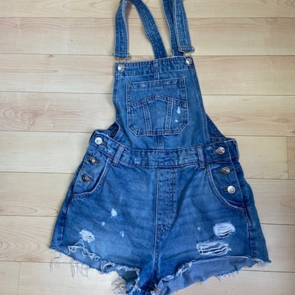 Jean Jumper - Picture 1 of 2